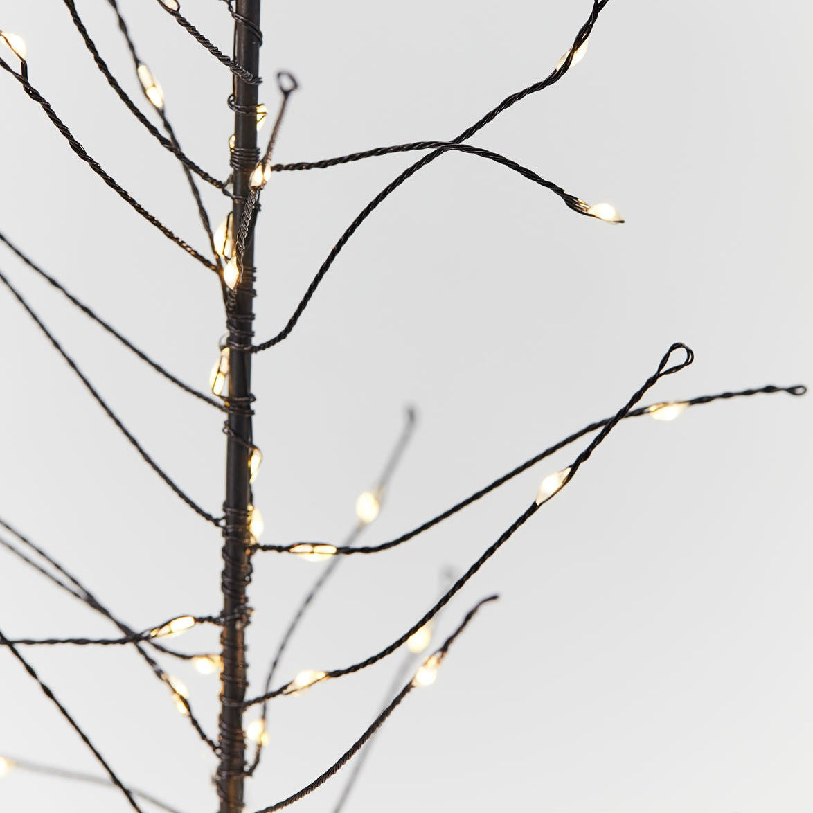 HOUSE DOCTOR - STÅLTRÅDS JULETRÆ - GLOW 263210002 - SORT – Trendhouse