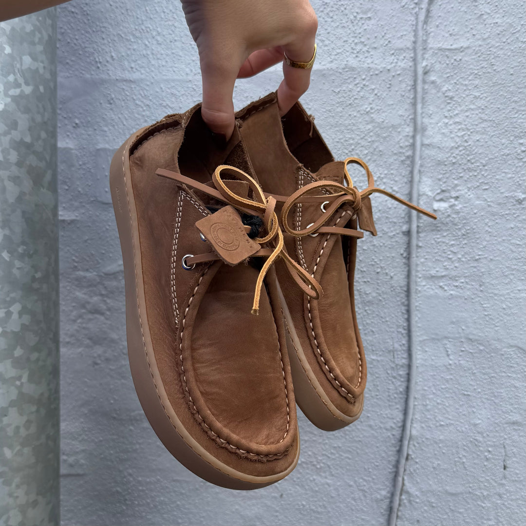 PAVEMENT - SKO - YRSA 25564 - BROWN