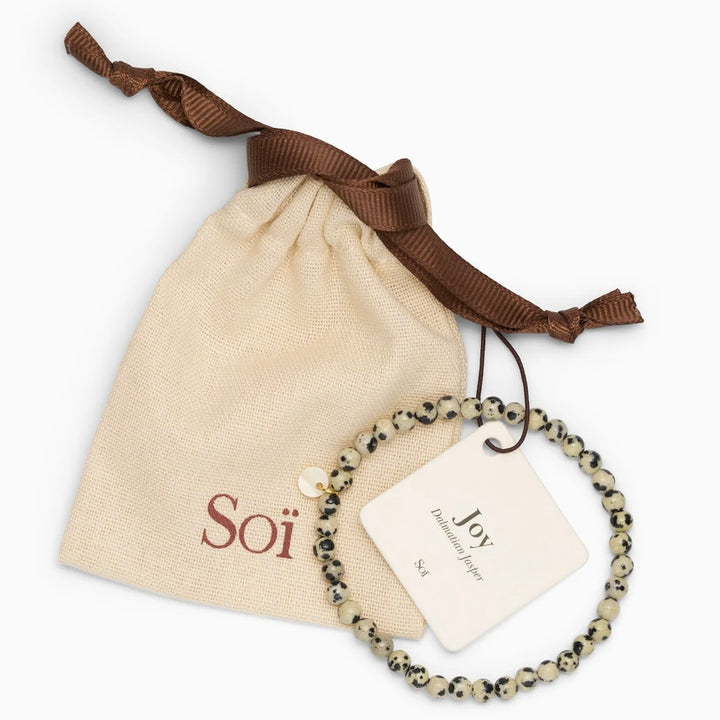 SOÏ - KRYSTAL ARMBÅND - DALMATINER JASPIS 4 MM.