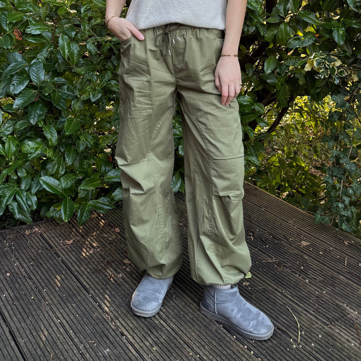 BY LUND - CARGOBUKS - NICO 306 - ARMY
