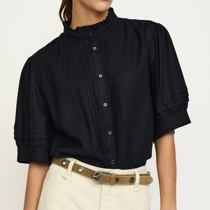 SOFT REBELS - SKJORTE - YINDI FRILL SR226-726 - SORT