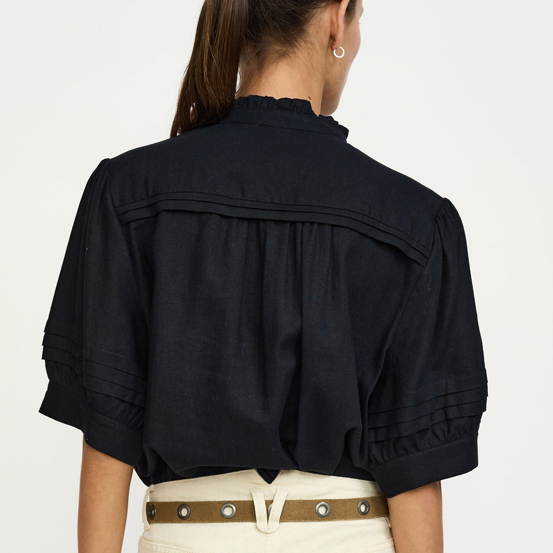SOFT REBELS - SKJORTE - YINDI FRILL SR226-726 - SORT