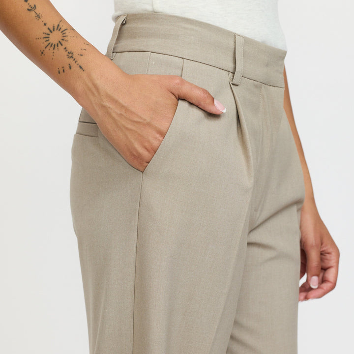 SOFT REBELS - BUKS - VILJA SR422-720 - GREIGE