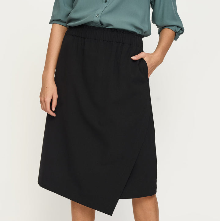 SOFT REBELS - NEDERDEL - VILJA MIDI 426-700 - SORT
