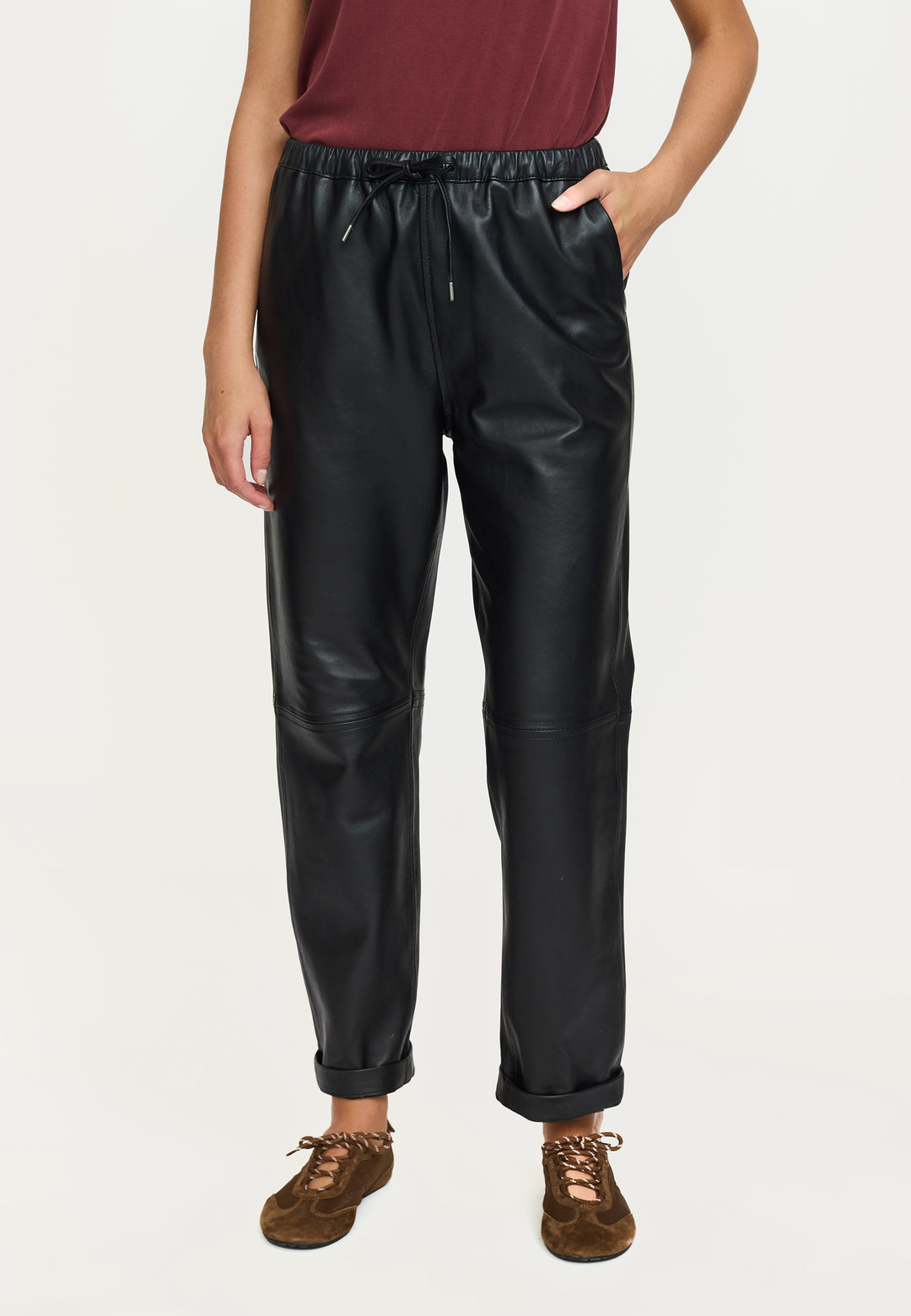 SOFT REBELS - BUKS - NYLAH LEATHER - 526-501 - 011 BLACK