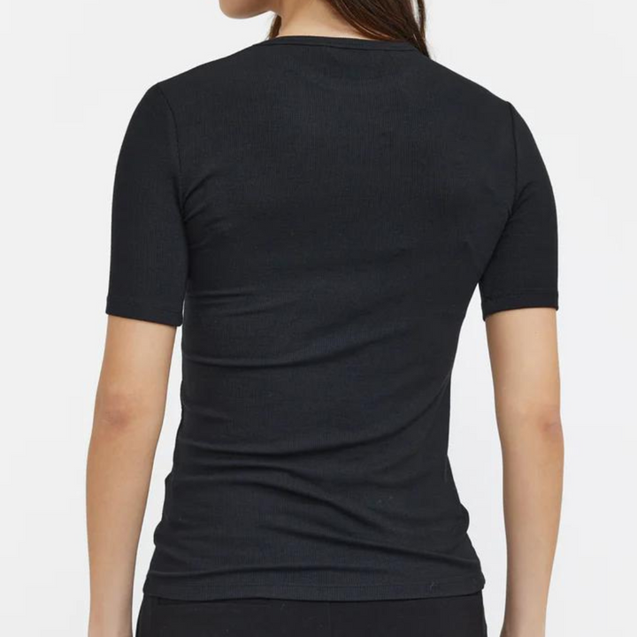 SOFT REBELS - T-SHIRT - FENJA SR423-302 - SORT