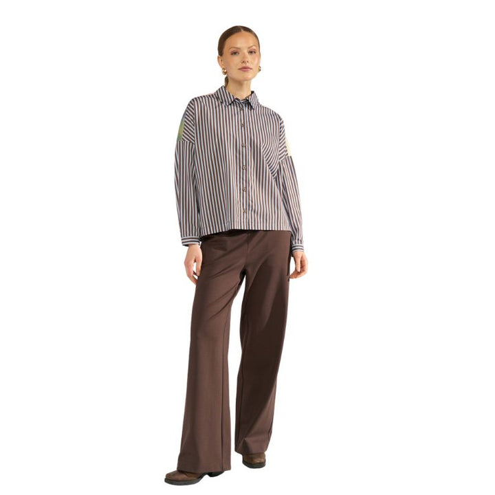 NUMPH - SKJORTE - HIGHLAND BOXY - 707293 - 4060 CALLA GREEN